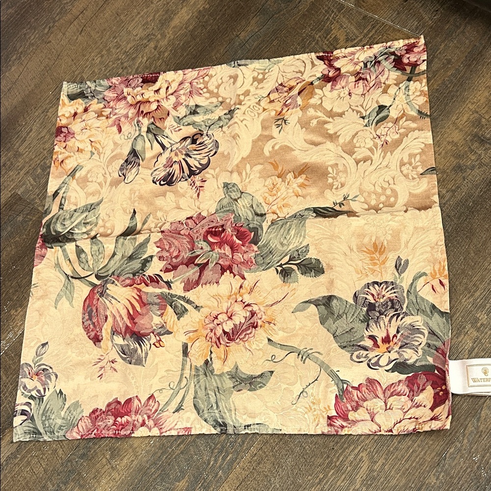 Waterford‎ Floral Linens Covington Gardens Set of 5 Napkins